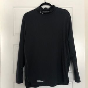 Under Armour long sleeve shirt
